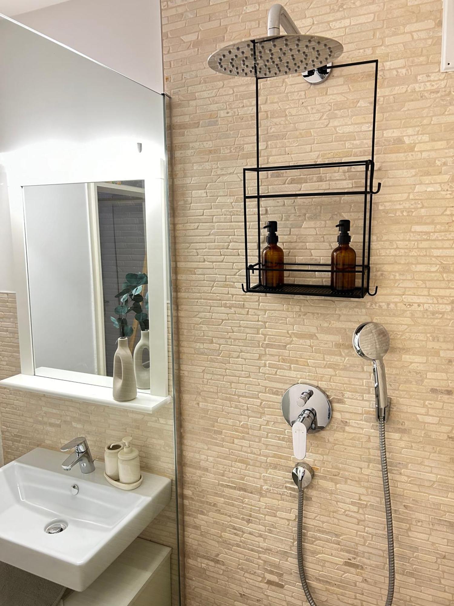 Modernes Designer-Apartment Fuer 7 Gaeste - 80Qm In Zentraler Lage, Self-Check-In Karlsruhe Kültér fotó